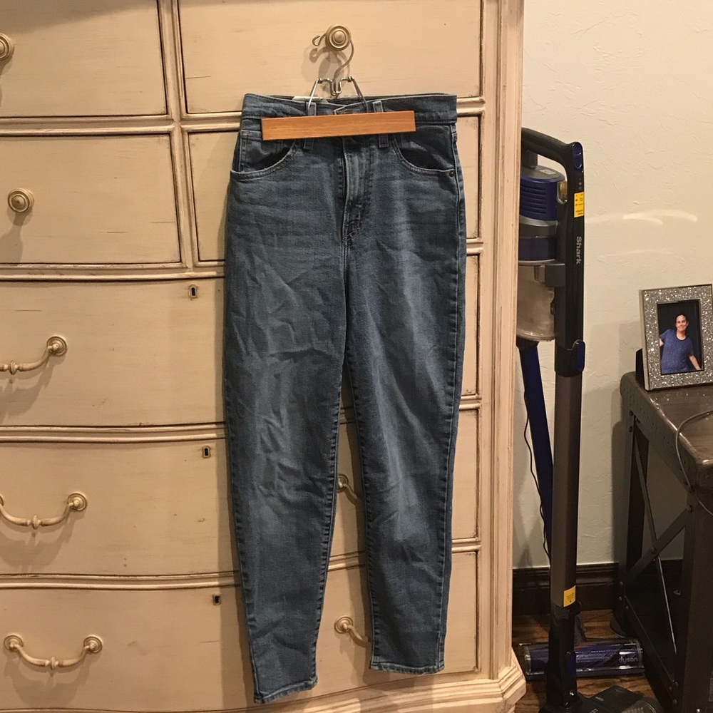 Levi's Women's  Jeans in Denim Blue